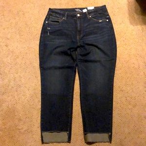 Dark wash cropped jeans